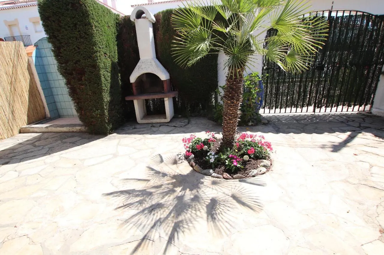 Apartment Planta Baja, Primera Linea, Playa, Jardin Privado, Ardiaca, Cambrils, Apartamento Jacqueline