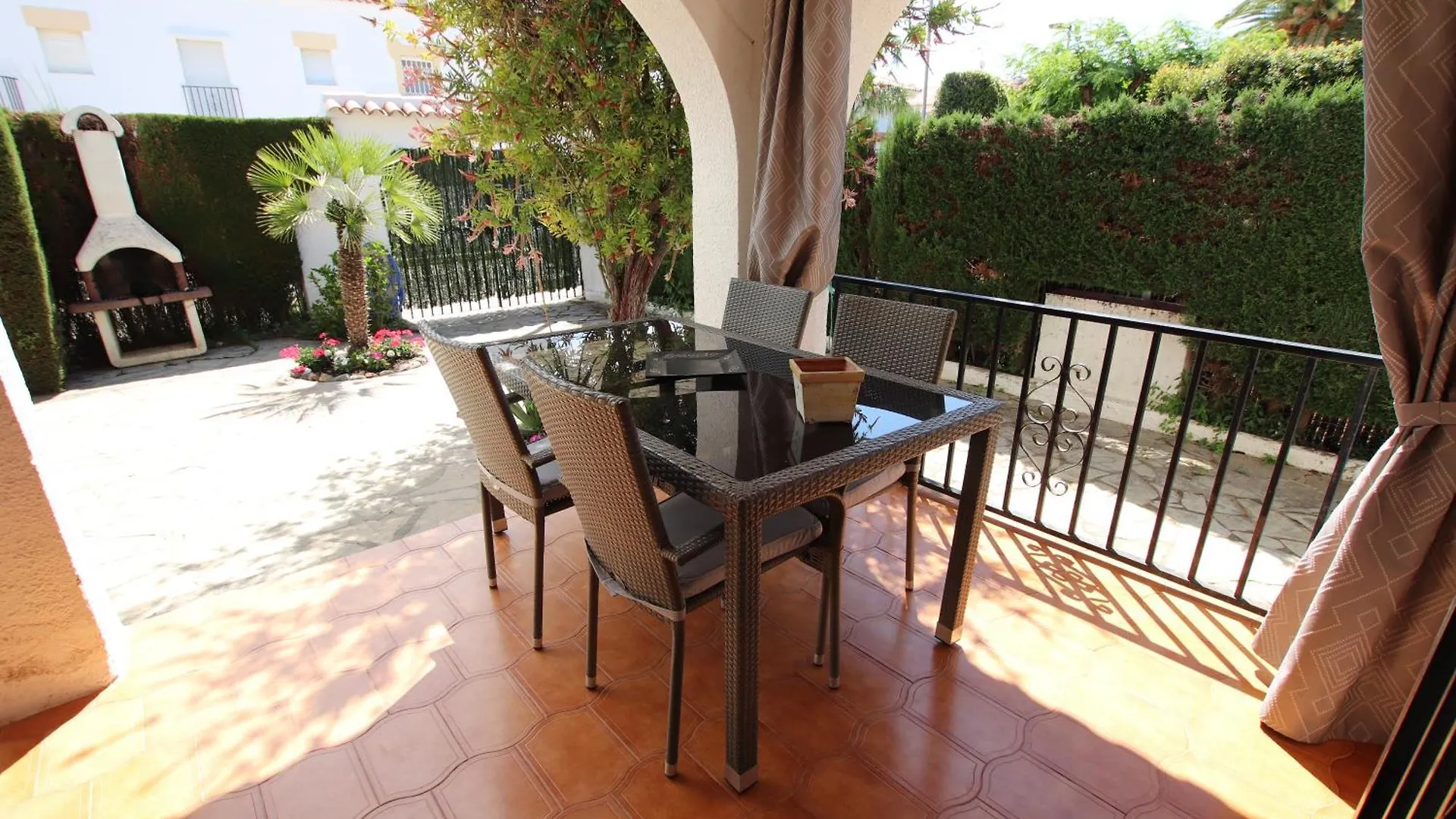 Apartment Planta Baja, Primera Linea, Playa, Jardin Privado, Ardiaca, Cambrils, Apartamento Jacqueline Spain